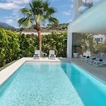 Jomo Villa