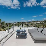 Jomo * Marbella