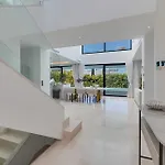 Villa Jomo